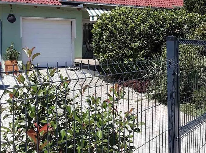 Melania Vonyarcvashegy