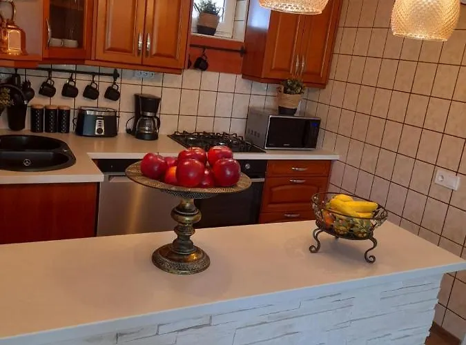 Melania Vonyarcvashegy